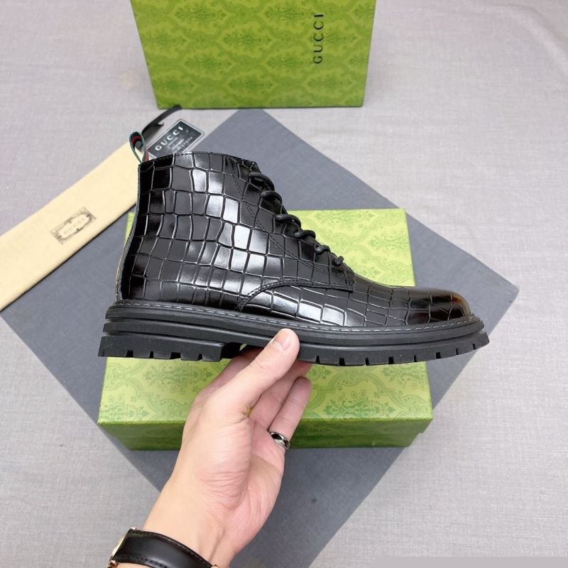 G*u*i boots